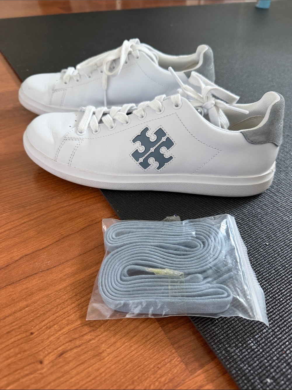 Tory Burch White Leather Low-Top Sneakers with Gray Logo and Heel
